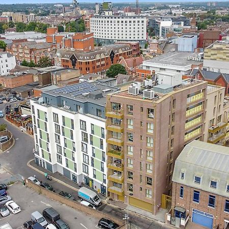 Spacious, Bright & Modern 1 & 2 Bed Apartments At Sligo House - Central Watford Γουάτφορντ Εξωτερικό φωτογραφία