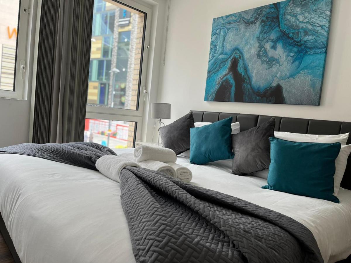 Spacious, Bright & Modern 1 & 2 Bed Apartments At Sligo House - Central Watford Γουάτφορντ Εξωτερικό φωτογραφία
