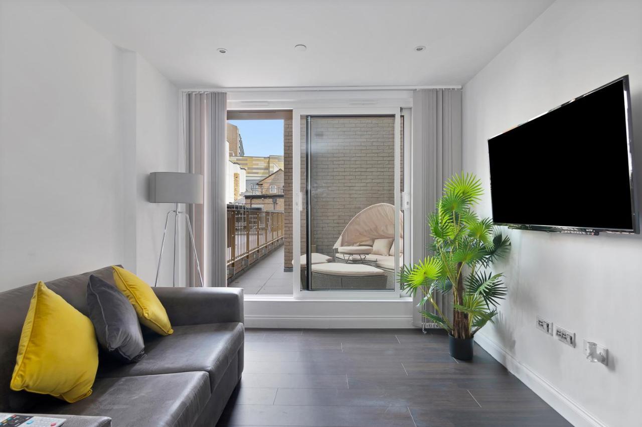 Spacious, Bright & Modern 1 & 2 Bed Apartments At Sligo House - Central Watford Γουάτφορντ Εξωτερικό φωτογραφία