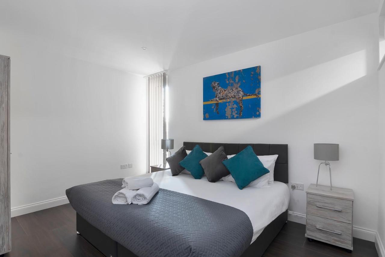 Spacious, Bright & Modern 1 & 2 Bed Apartments At Sligo House - Central Watford Γουάτφορντ Εξωτερικό φωτογραφία
