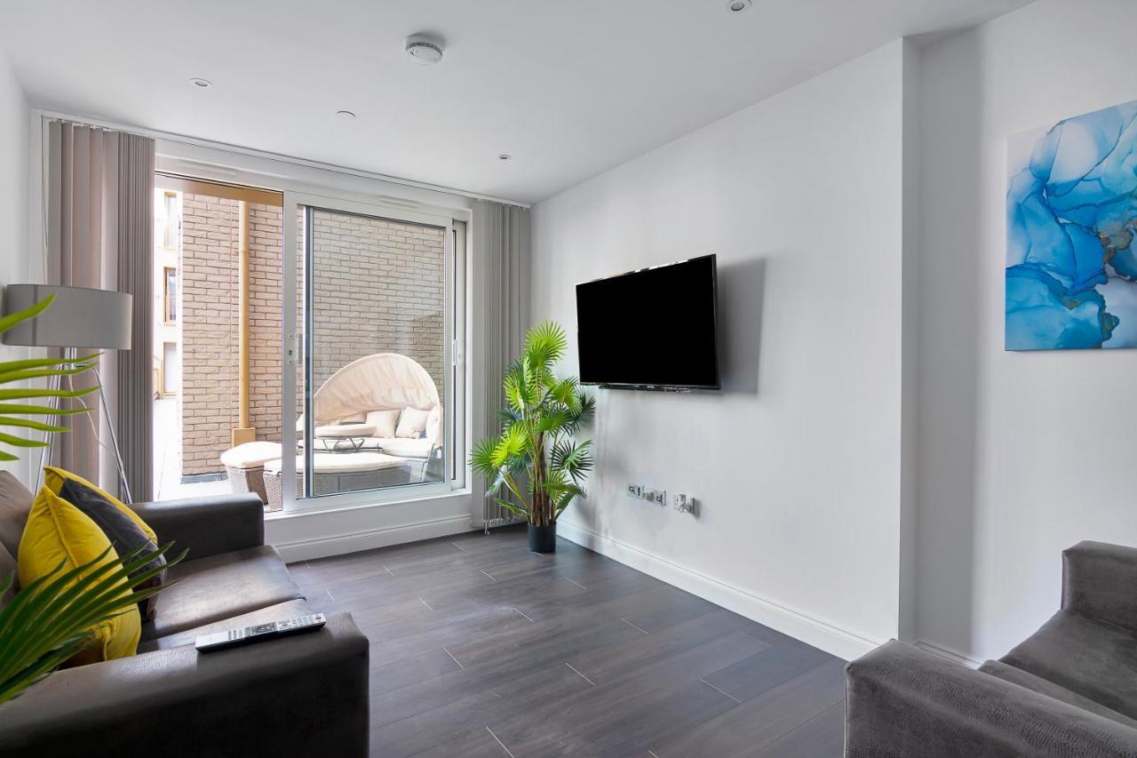 Spacious, Bright & Modern 1 & 2 Bed Apartments At Sligo House - Central Watford Γουάτφορντ Εξωτερικό φωτογραφία